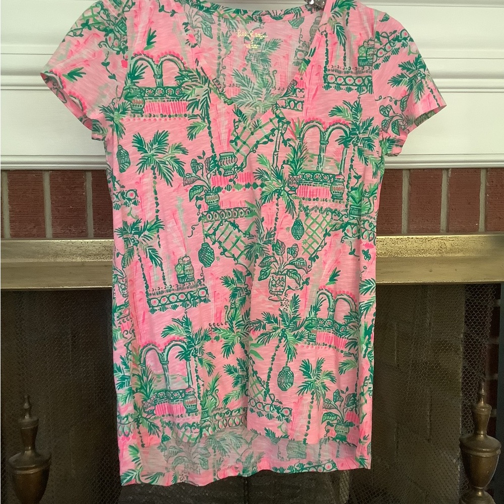 Lilly Pulitzer Etta V-Neck Top in the "Mandevilla Baby Always Worth It" SzS - Picture 2 of 4